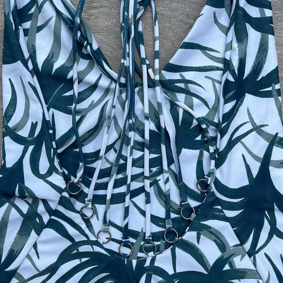 Mikoh Ipanema One Piece Swimsuit - Picture 11 of 12